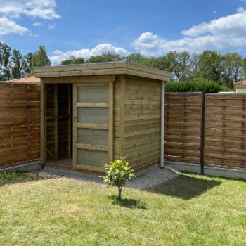 Abri de jardin en bois - Vintage